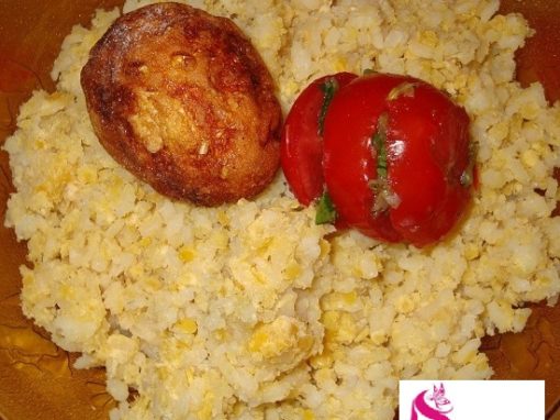 طريقة عمل الكشري الأصفر ودقة الطماطم المخللة